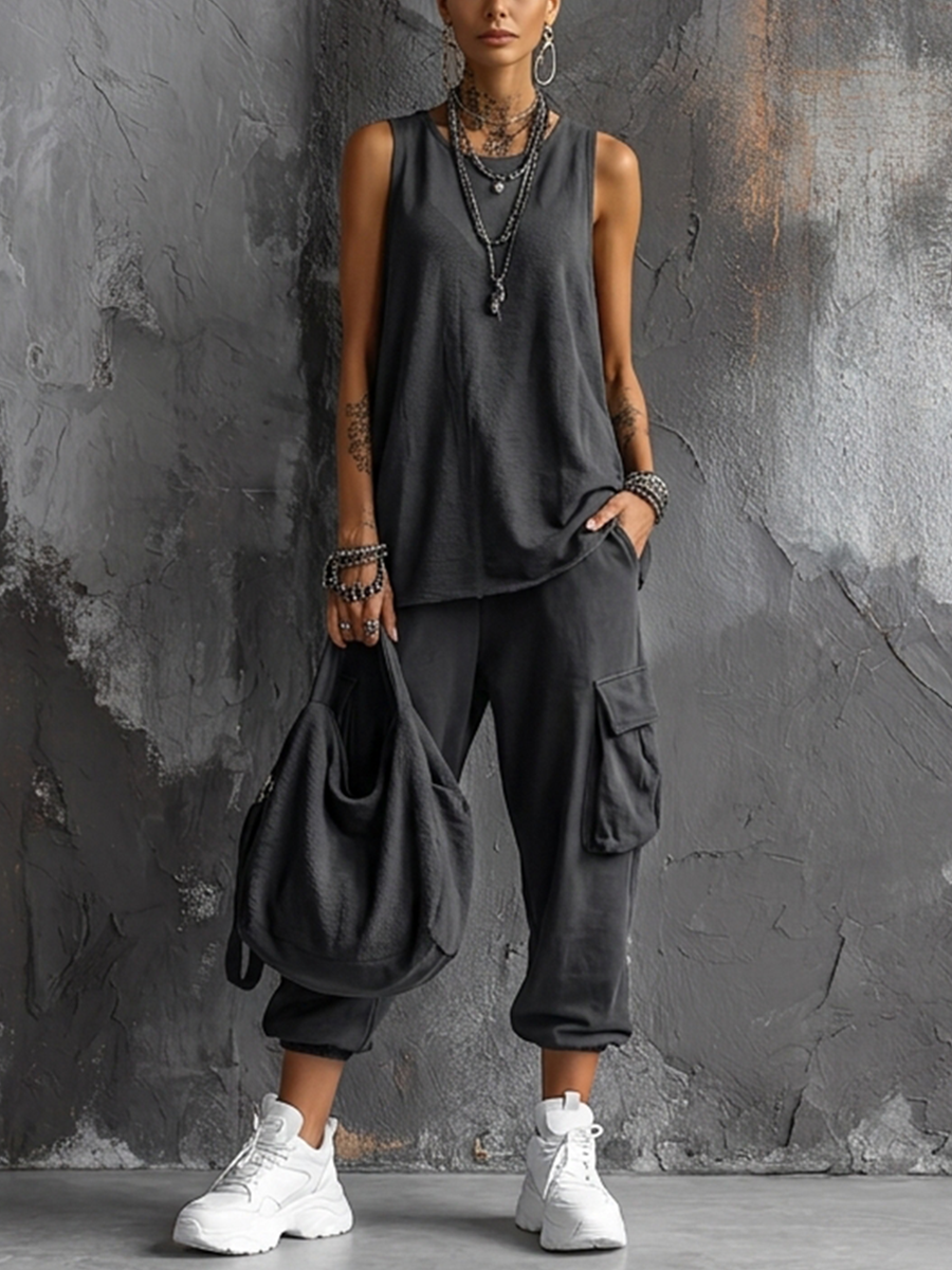 Noemi | Casual Suit with Urban Comfort